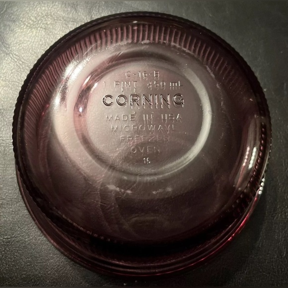 Corning Vision Casserole Baker Bowl Cranberry Ribbed Retired Color 1 Pint C-16-B - Picture 2 of 3